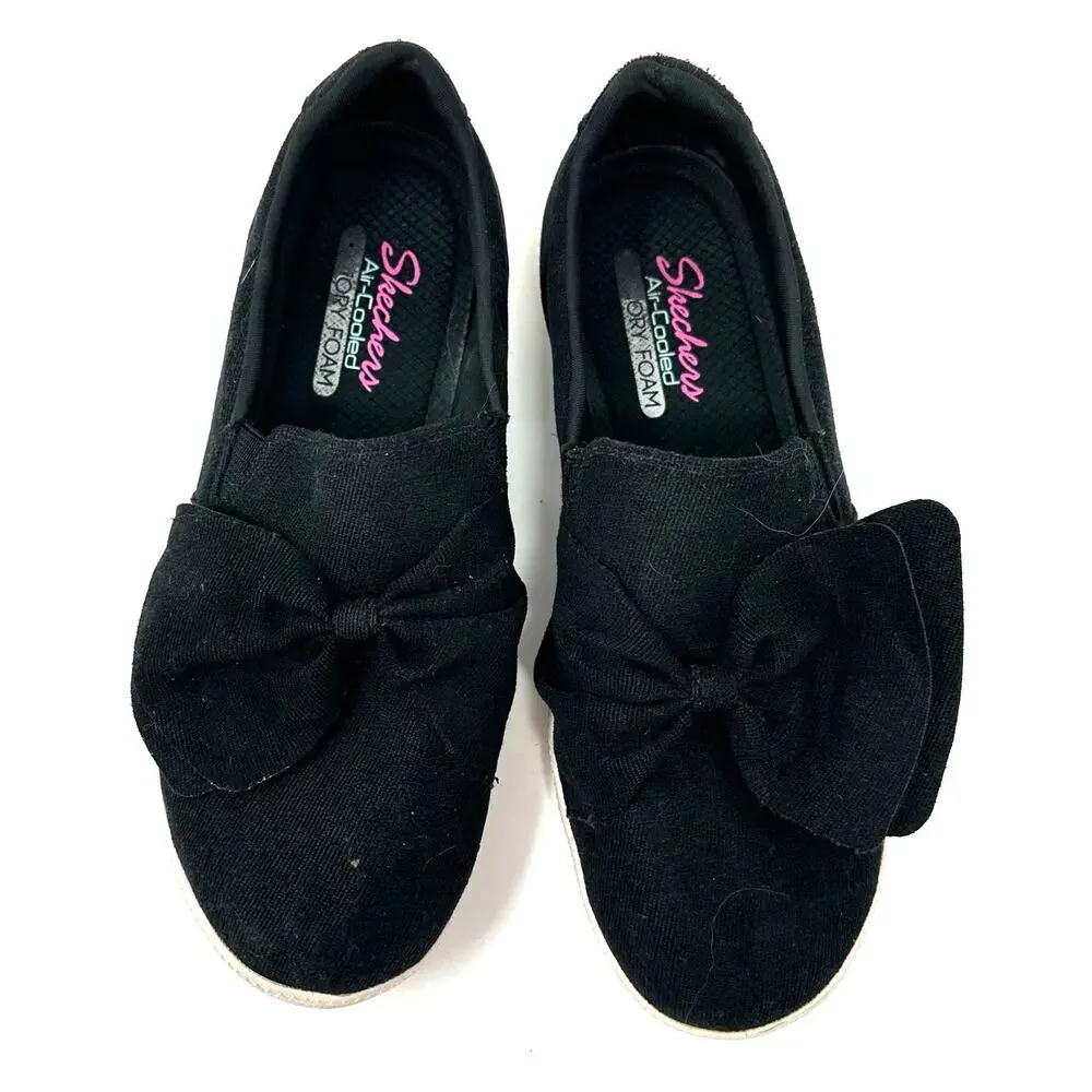Skechers Size 8.5 Slip-Ons Black w/ White Soles Air-Cooled Memory Foam Bow Comfy - Picture 8 of 8